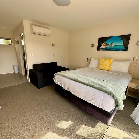 The Olive Motel Coromandel Экстерьер фото