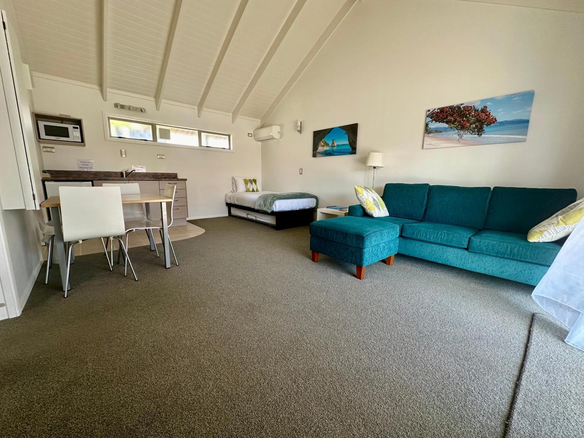 The Olive Motel Coromandel Экстерьер фото